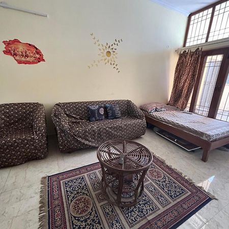 Bed and Breakfast Birds Nest Nuova Delhi Esterno foto