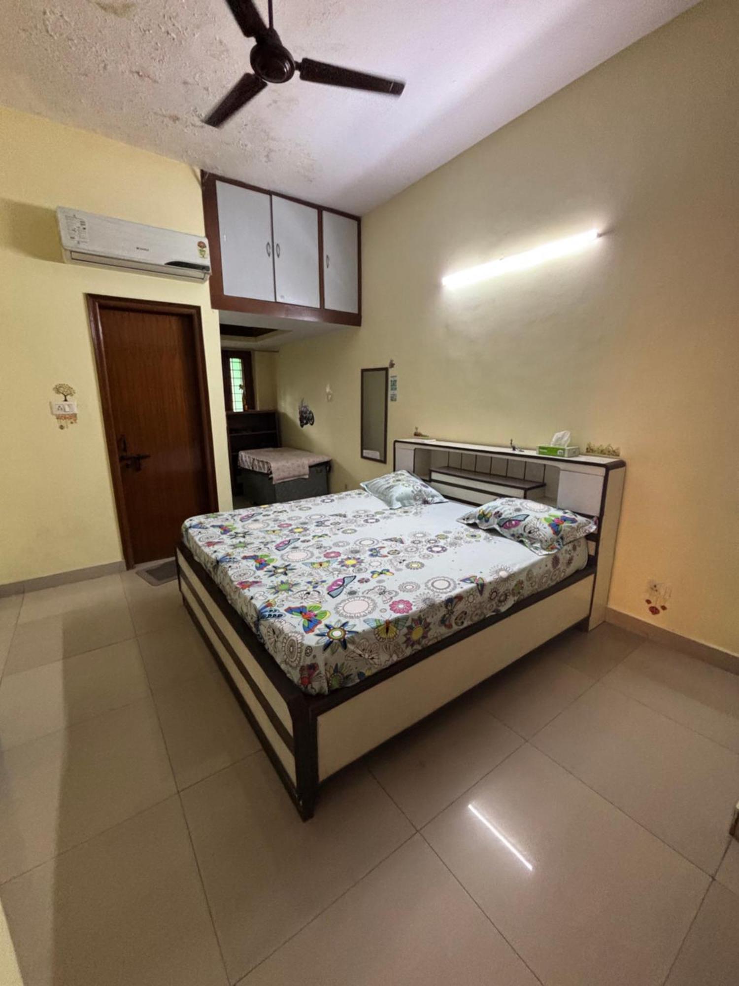 Bed and Breakfast Birds Nest Nuova Delhi Esterno foto