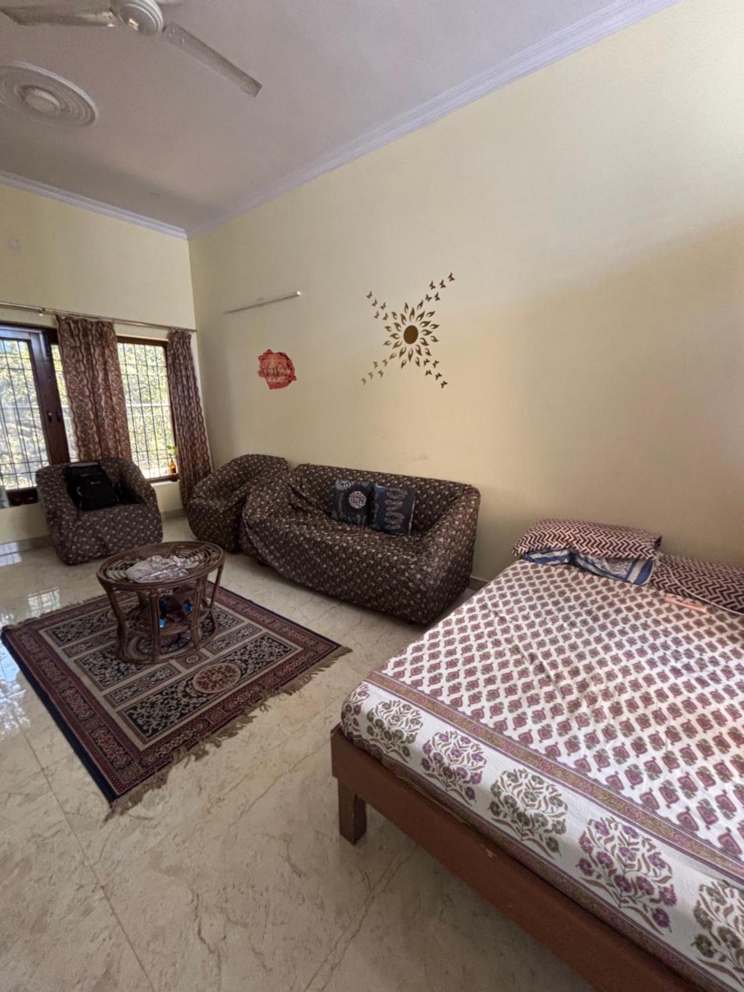 Bed and Breakfast Birds Nest Nuova Delhi Esterno foto